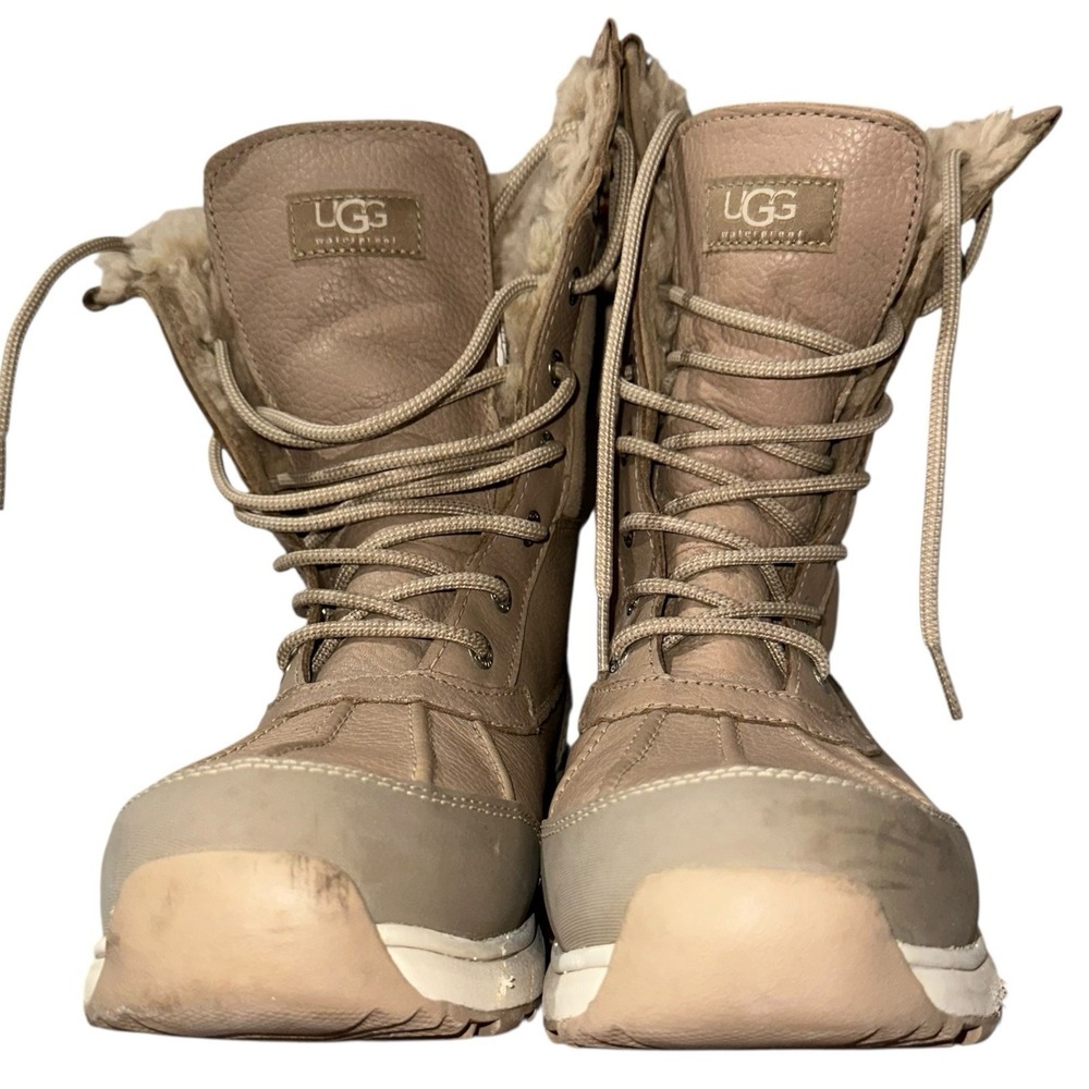 UGG Adirondack‎ III Waterproof Winter Boots Beige Sheepskin Women's 9.5 1095141